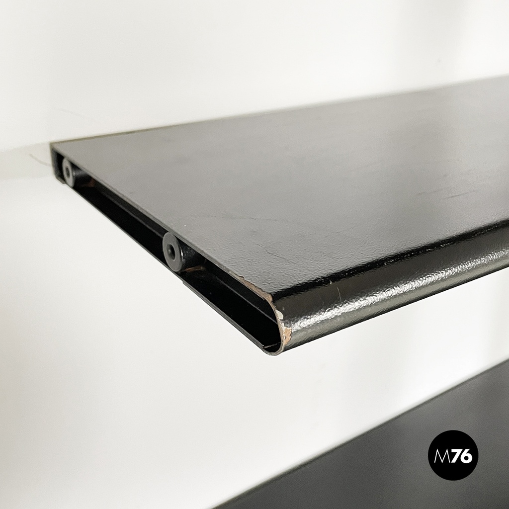 Libreria di Philippe Starck per Baleri, 1984