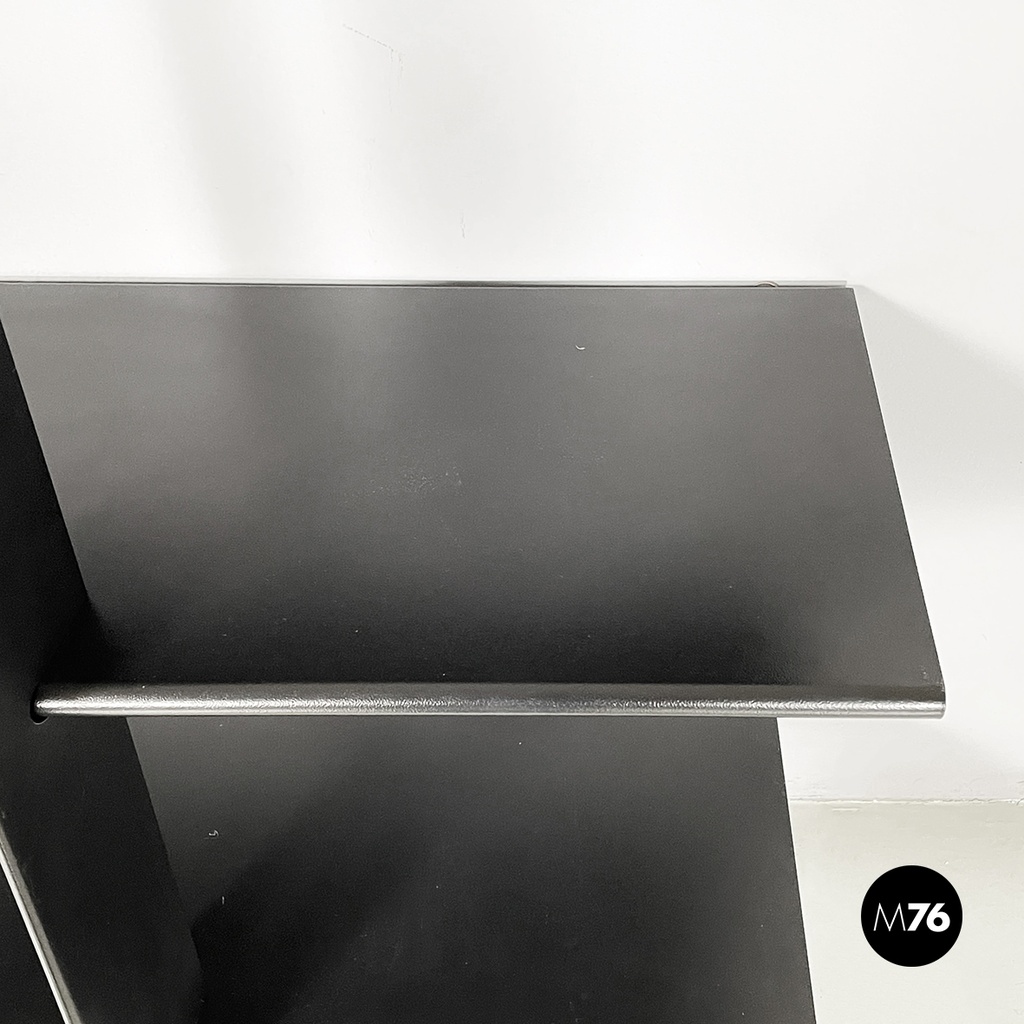 Libreria di Philippe Starck per Baleri, 1984