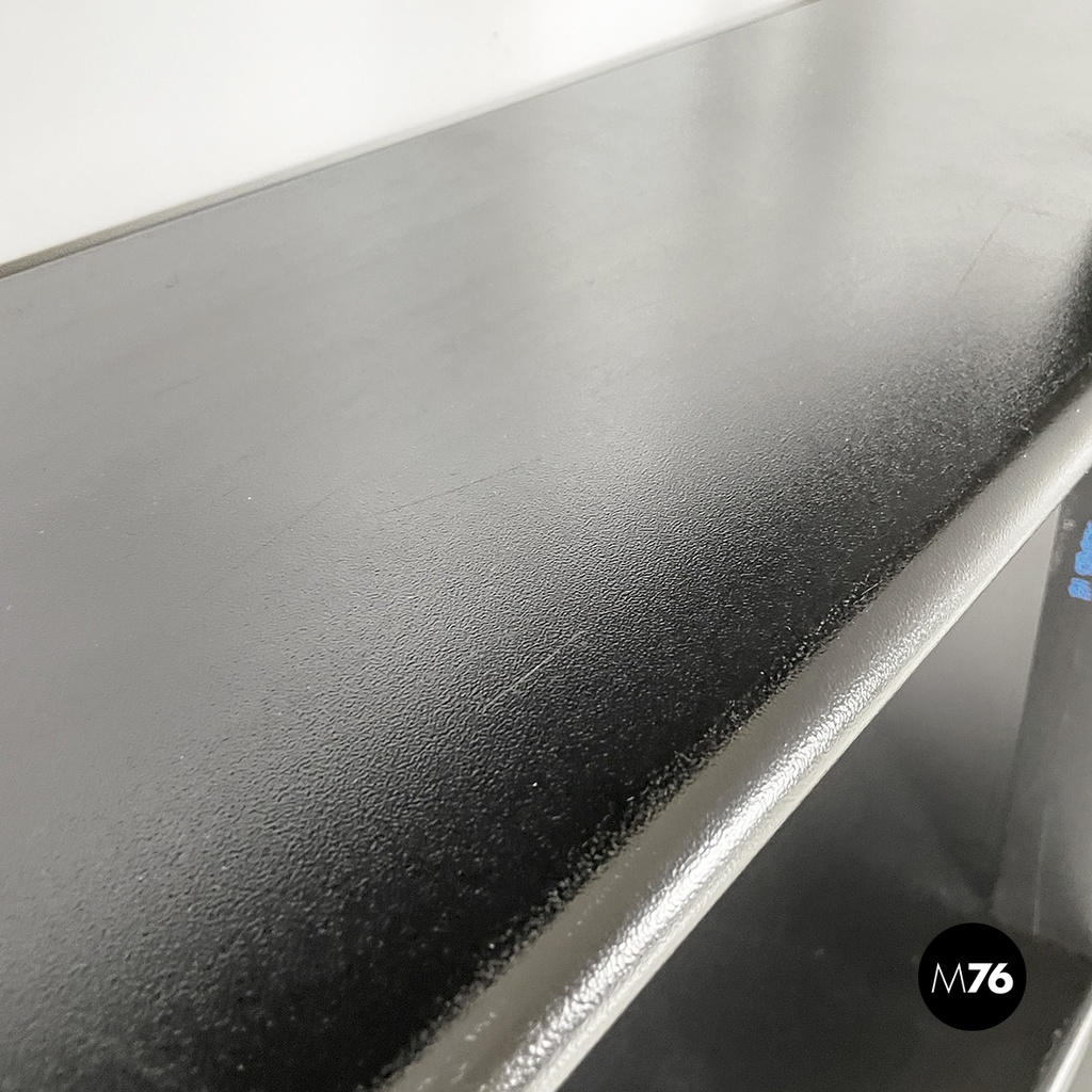 Libreria di Philippe Starck per Baleri, 1984