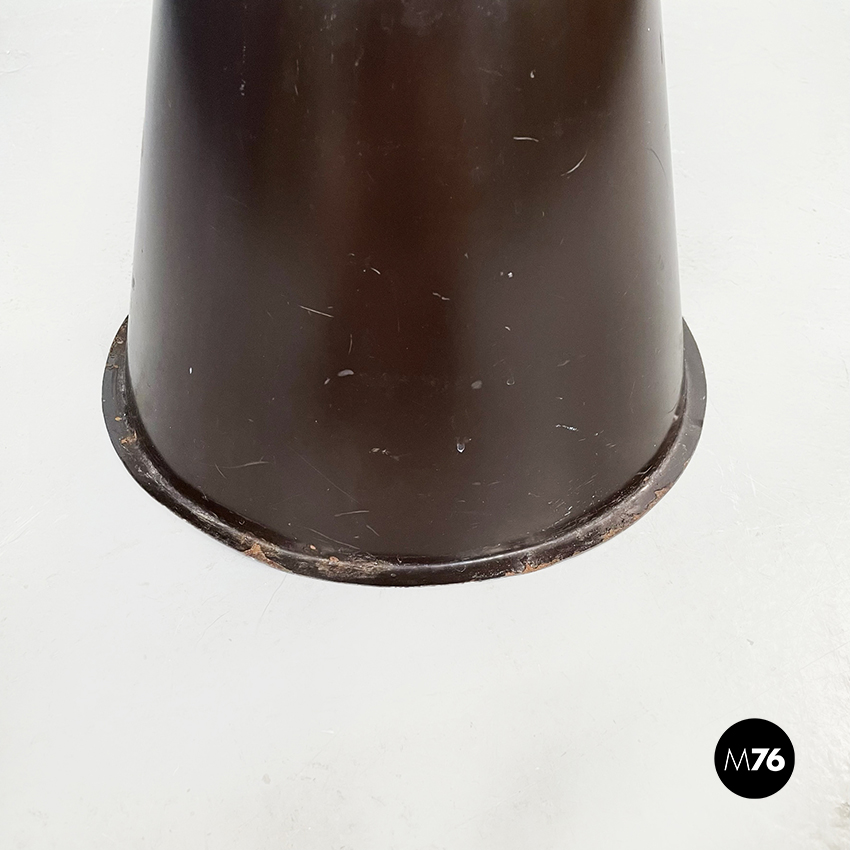 Asian Modern Ethnic Table and Stools in Brown Metal with Drawing, 1990s