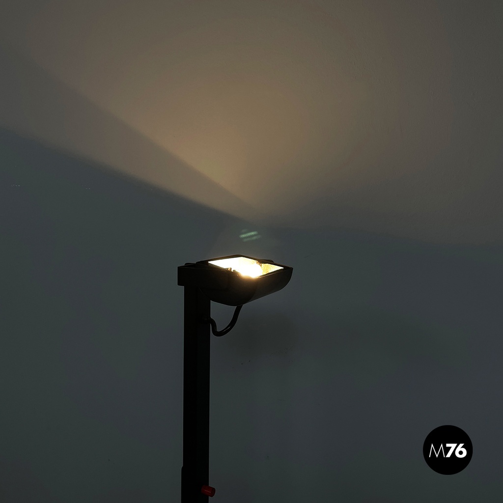 Lampada da terra Sirio di Kazuhide Takahama per Sirrah, 1980 ca.