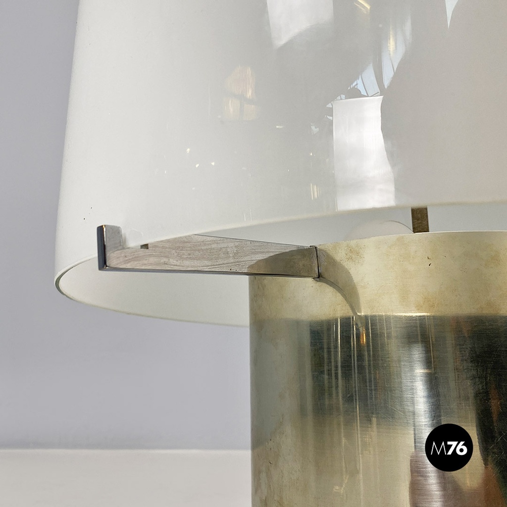 Italian Mid-Century Modern Table Lamp with Glossy Opal Glass by Mazzega, 1970s