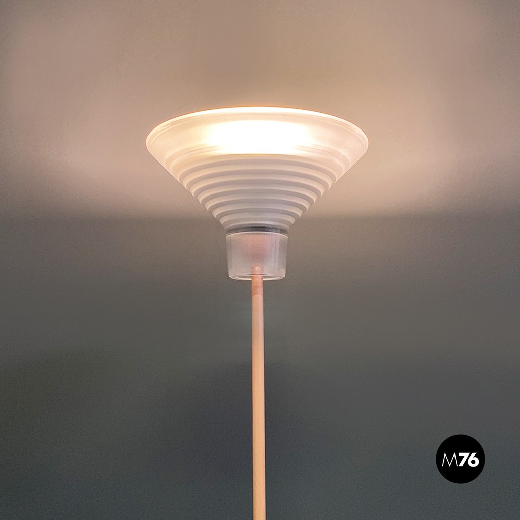 Lampada da terra in metallo rosa, 1980 ca.