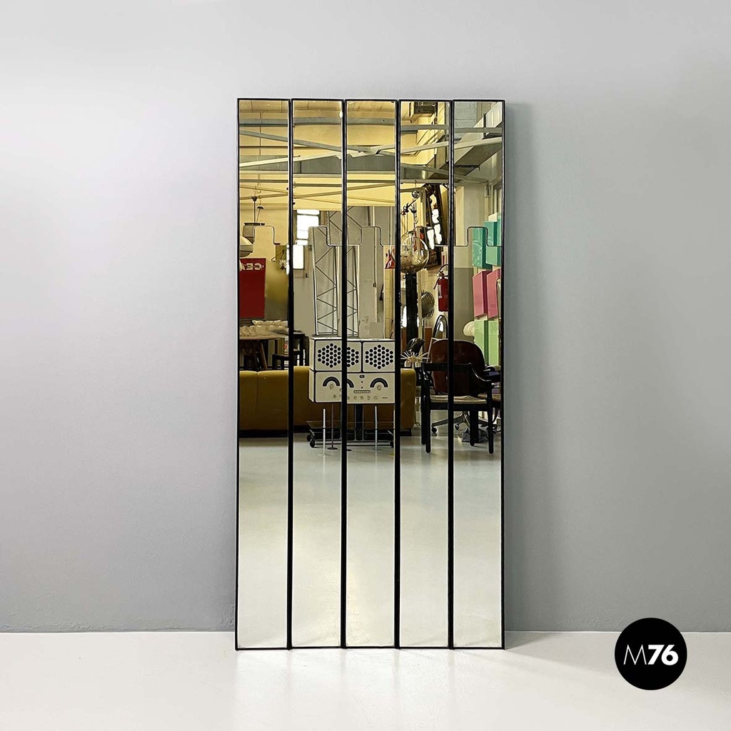 Italian modern wall mirror hanger Gronda by Luciano Bertoncini for Elco, 1970s