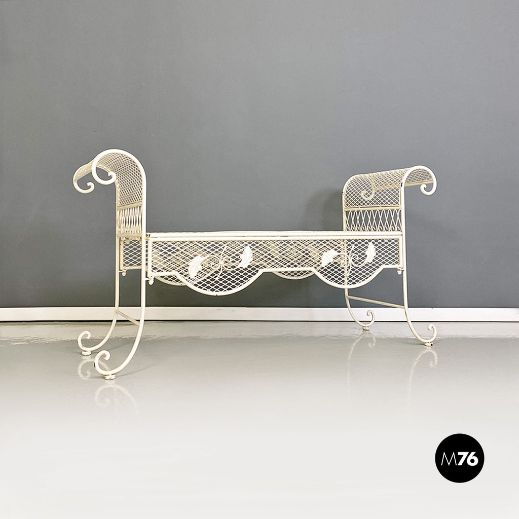 Italian Mid-Century Modern Classic White Iron Outdoor Bench, 1960s