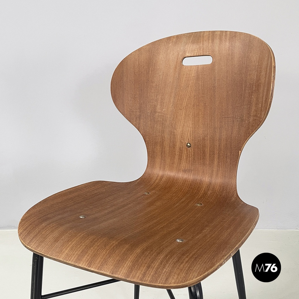 Italian mid-century modern Chair in curved wood and black metal, 1960s