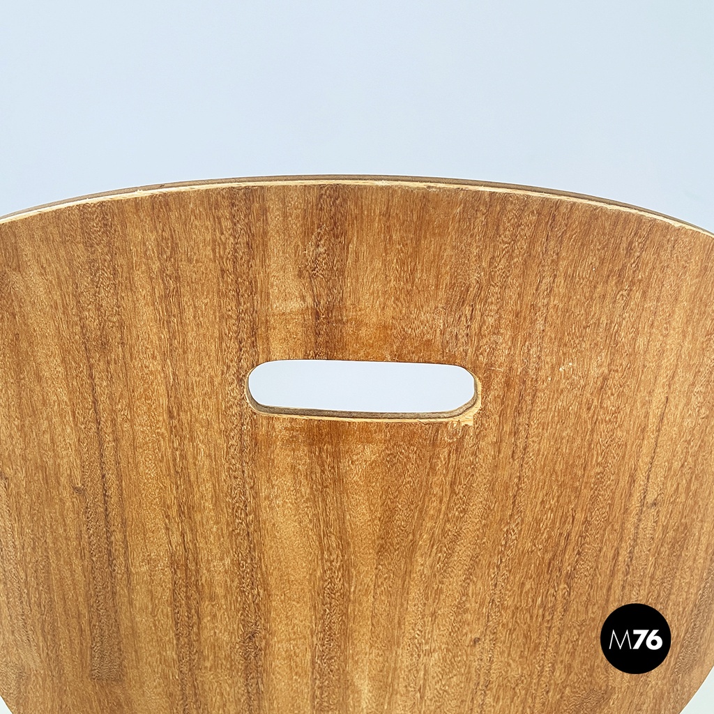 Italian mid-century modern Chair in curved wood and black metal, 1960s