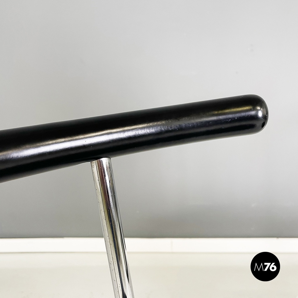 Italian modern round Chairs in black wood and metal rod, 1980s