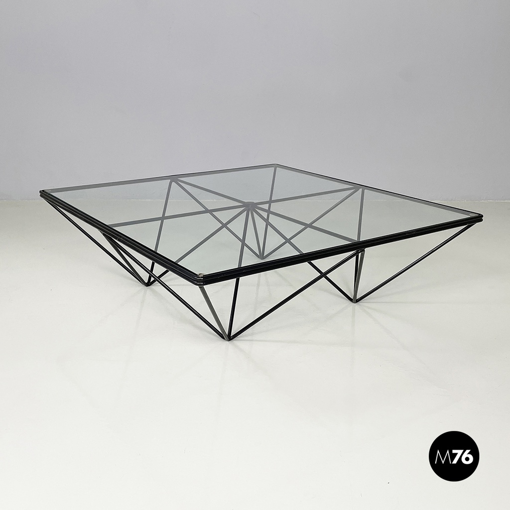 Italian modern Glass and black metal Coffee table Alanda by Piva for B&B, 1980s
