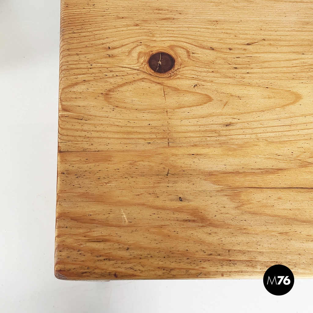 Sgabelli in legno, 1970 ca.