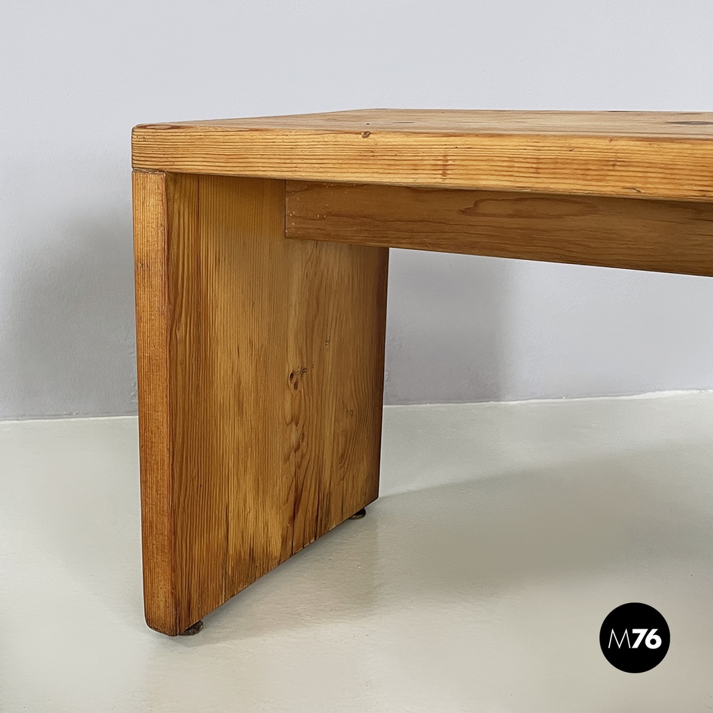 Sgabelli in legno, 1970 ca.