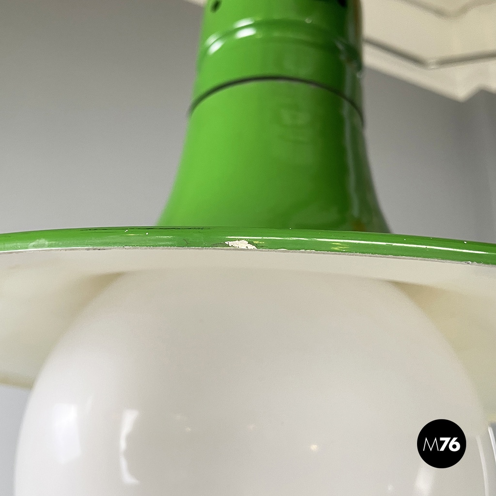 Italian mid-century modern Chandelier in green metal and plexiglass, 1970s