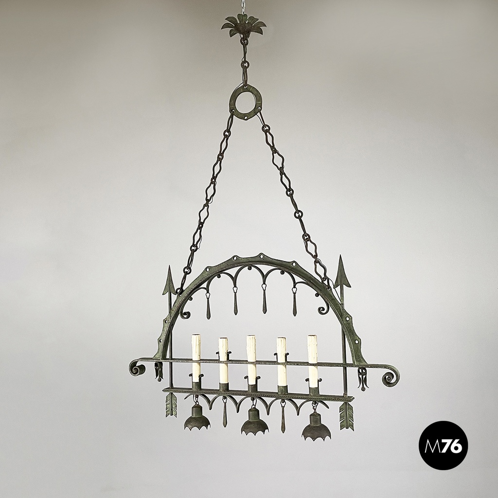 Italian antique Chandelier with eight lights in crafted wrought iron, 1930s