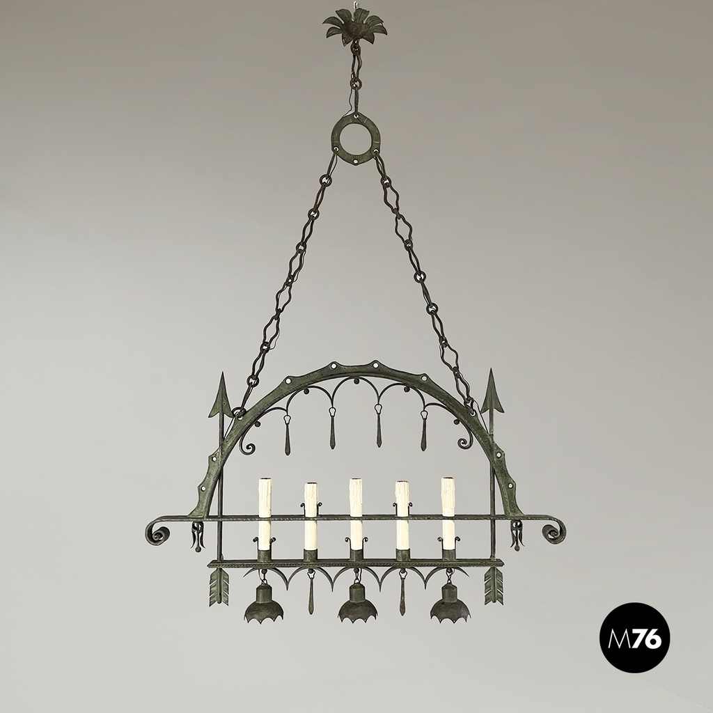 Italian antique Chandelier with eight lights in crafted wrought iron, 1930s