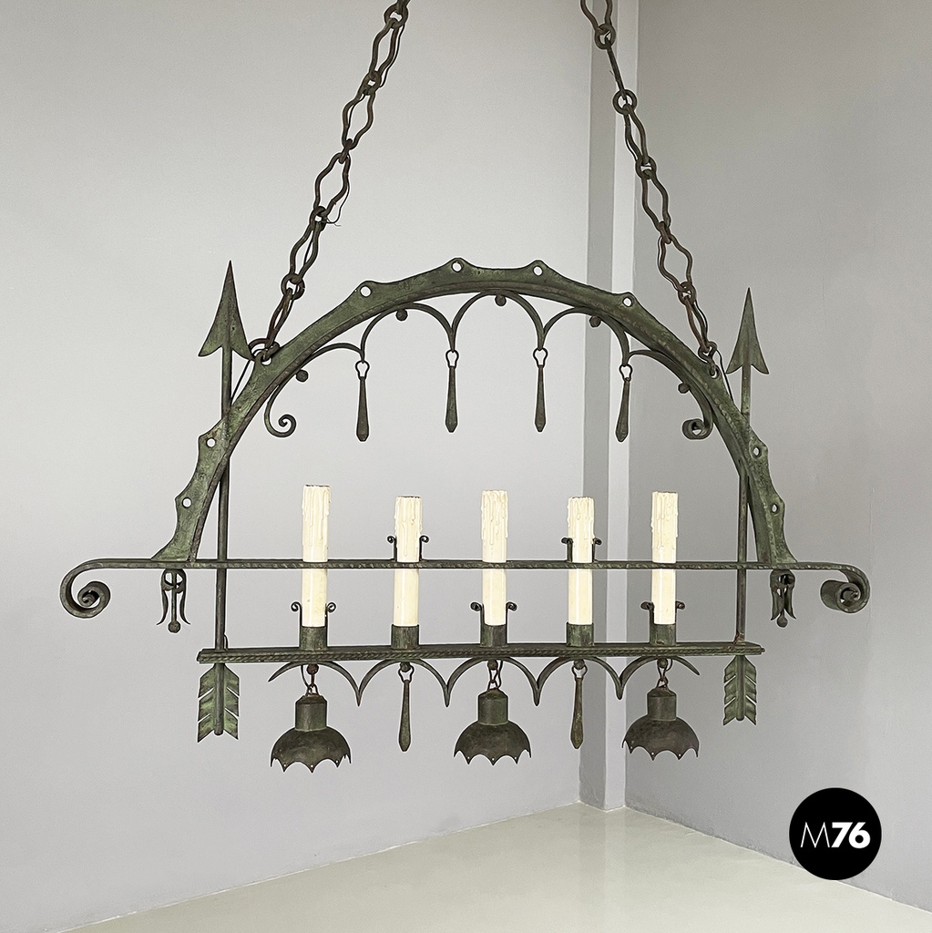 Italian antique Chandelier with eight lights in crafted wrought iron, 1930s