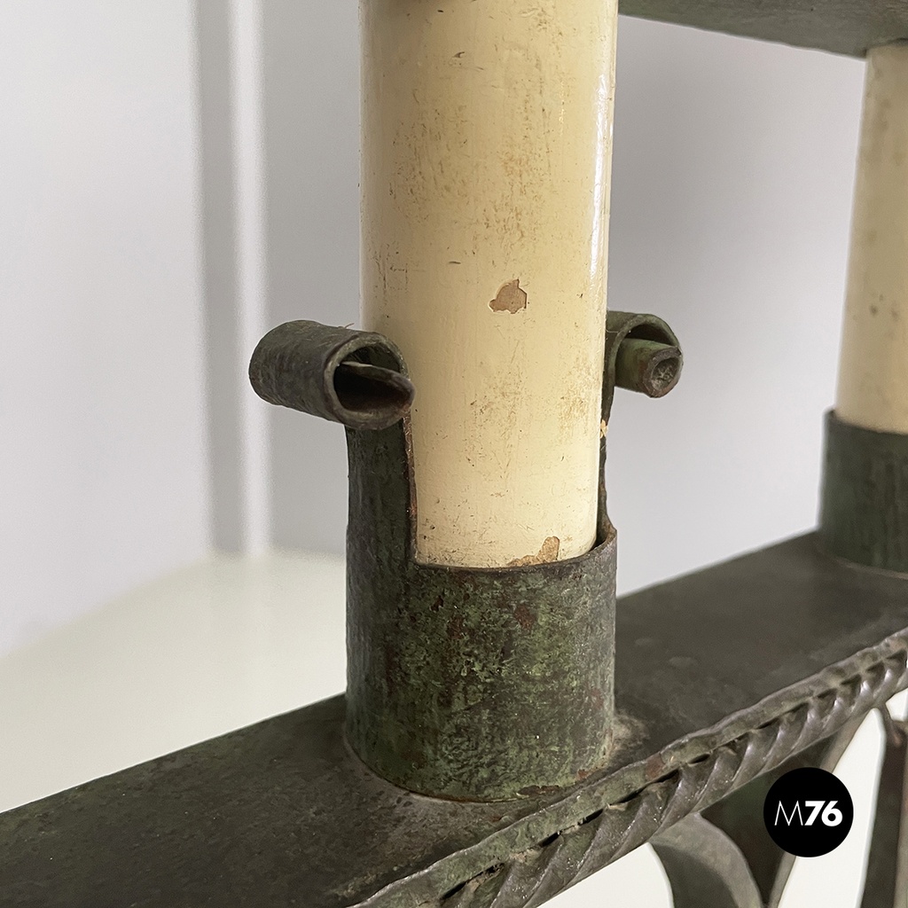 Italian antique Chandelier with eight lights in crafted wrought iron, 1930s