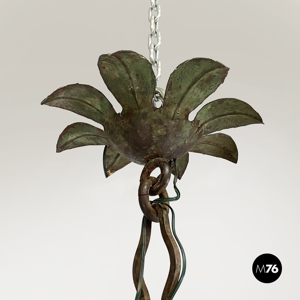 Italian antique Chandelier with eight lights in crafted wrought iron, 1930s