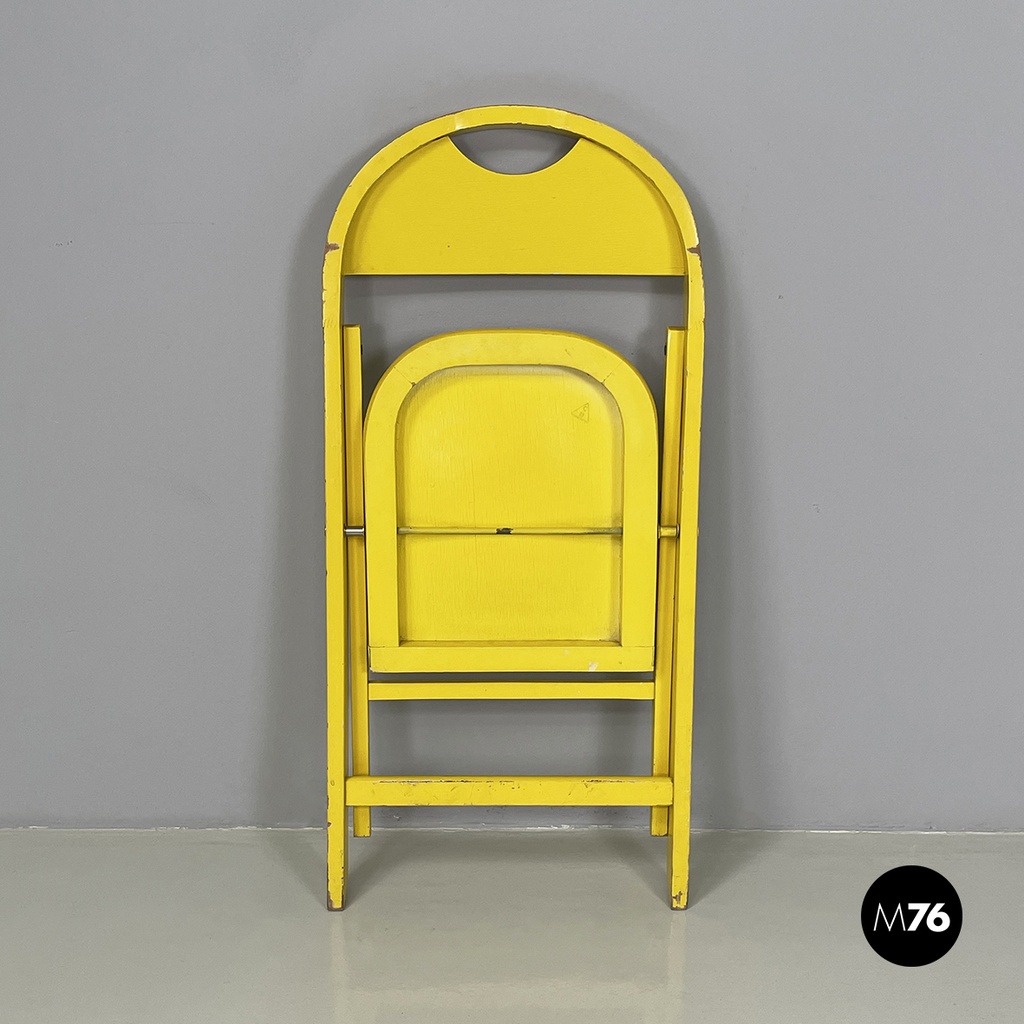 Italian mid-century modern Yellow wood folding chair Tric by Castiglioni, 1960s