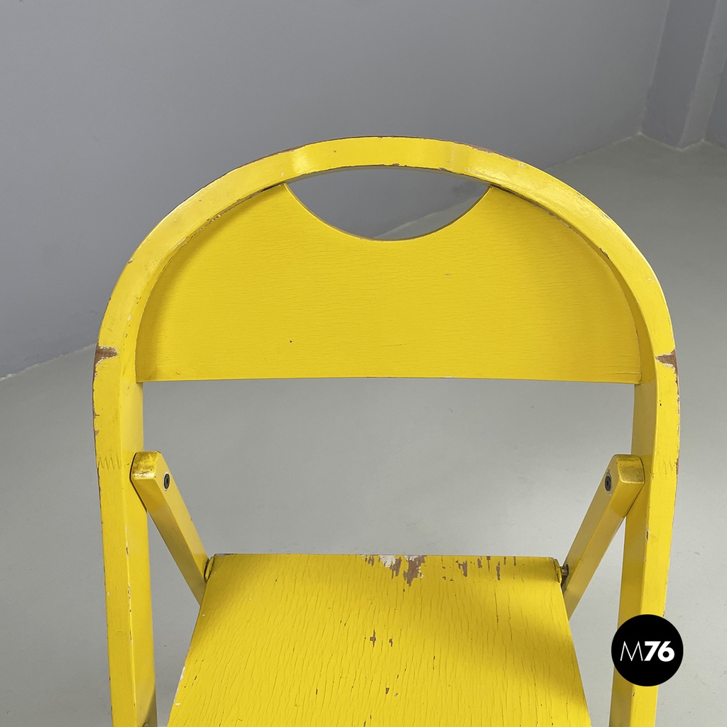 Italian mid-century modern Yellow wood folding chair Tric by Castiglioni, 1960s