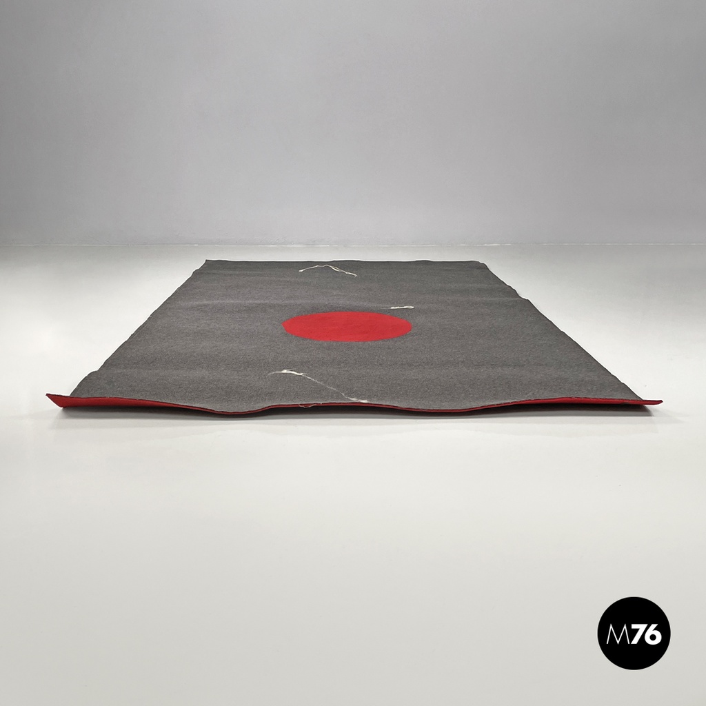 Italian postmodern rectangular grey felt rug red circle Riccardo Fattori, 2000s