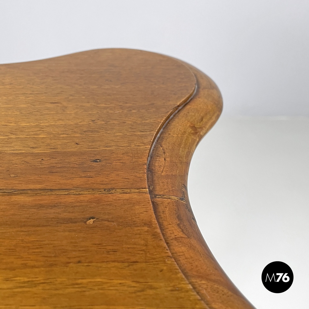 Italian antique wood pedestals with curved profiles and decorations, early 1900s