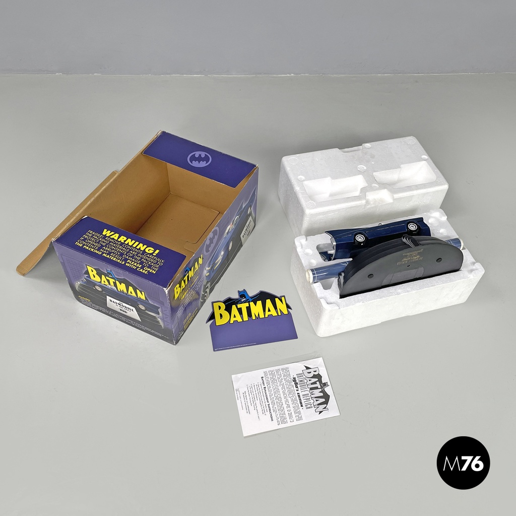 American limited edition Batmobile 60s model replica 0262/1500 DC Direct, 2000s