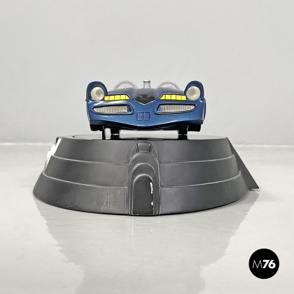 American limited edition Batmobile 60s model replica 0262/1500 DC Direct, 2000s