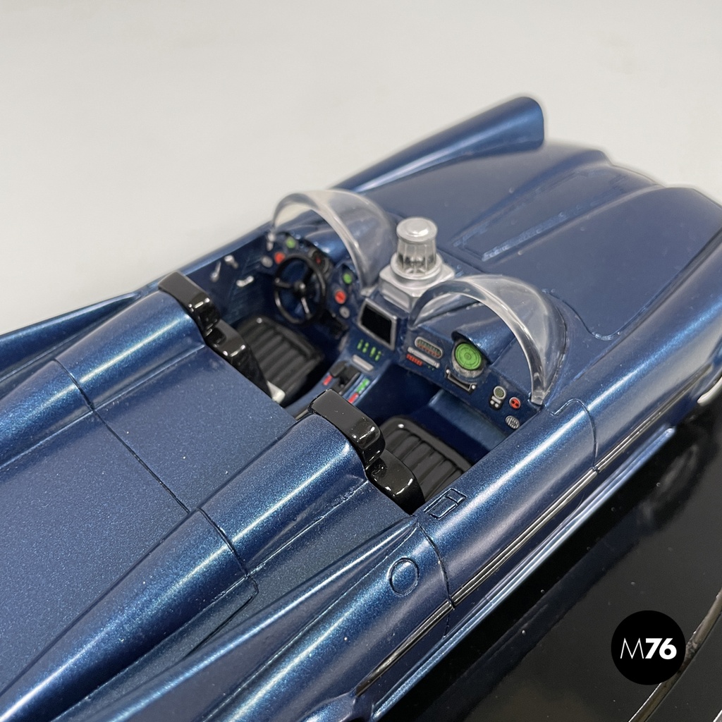 American limited edition Batmobile 60s model replica 0262/1500 DC Direct, 2000s