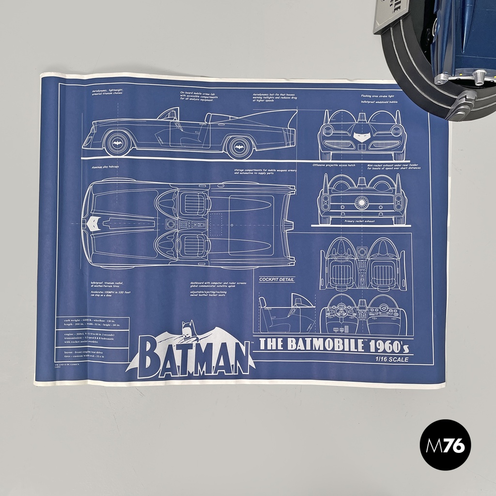 American limited edition Batmobile 60s model replica 0262/1500 DC Direct, 2000s