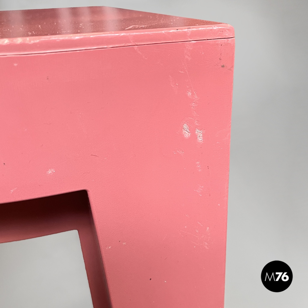 Sedie Dr Glob di Philippe Starck per Kartell in plastica rosa, 1980 ca.