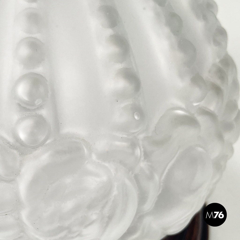 Italian art deco Wall lamp in crafted glass, wood and brass, 1930-1940s