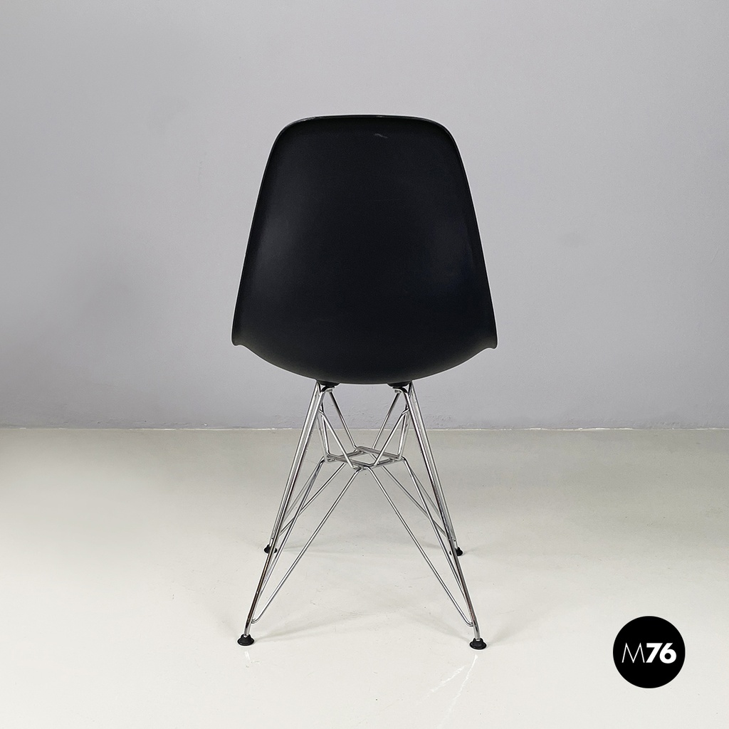 Italian modern Black plastic chairs by Charles and Ray Eames for Vitra, 2017
