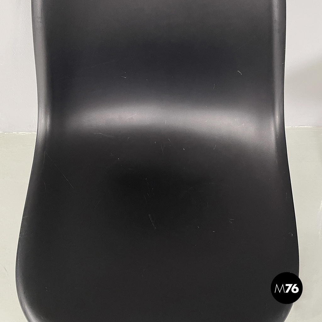 Italian modern Black plastic chairs by Charles and Ray Eames for Vitra, 2017