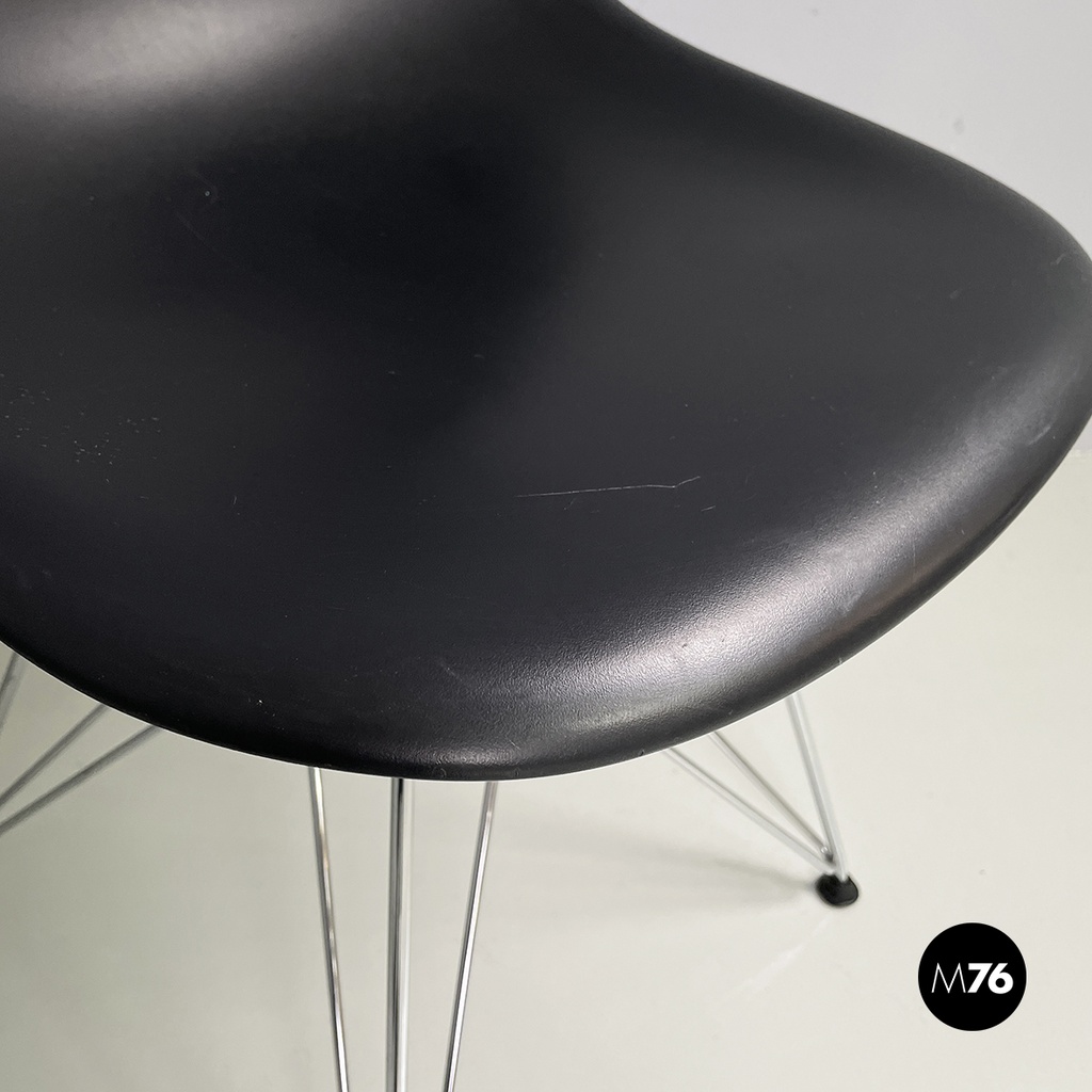 Italian modern Black plastic chairs by Charles and Ray Eames for Vitra, 2017