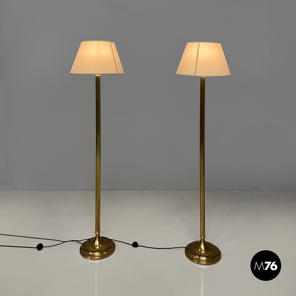 Italian mid-century modern floor lamps white fabric and brass Lam Bologna, 1960s