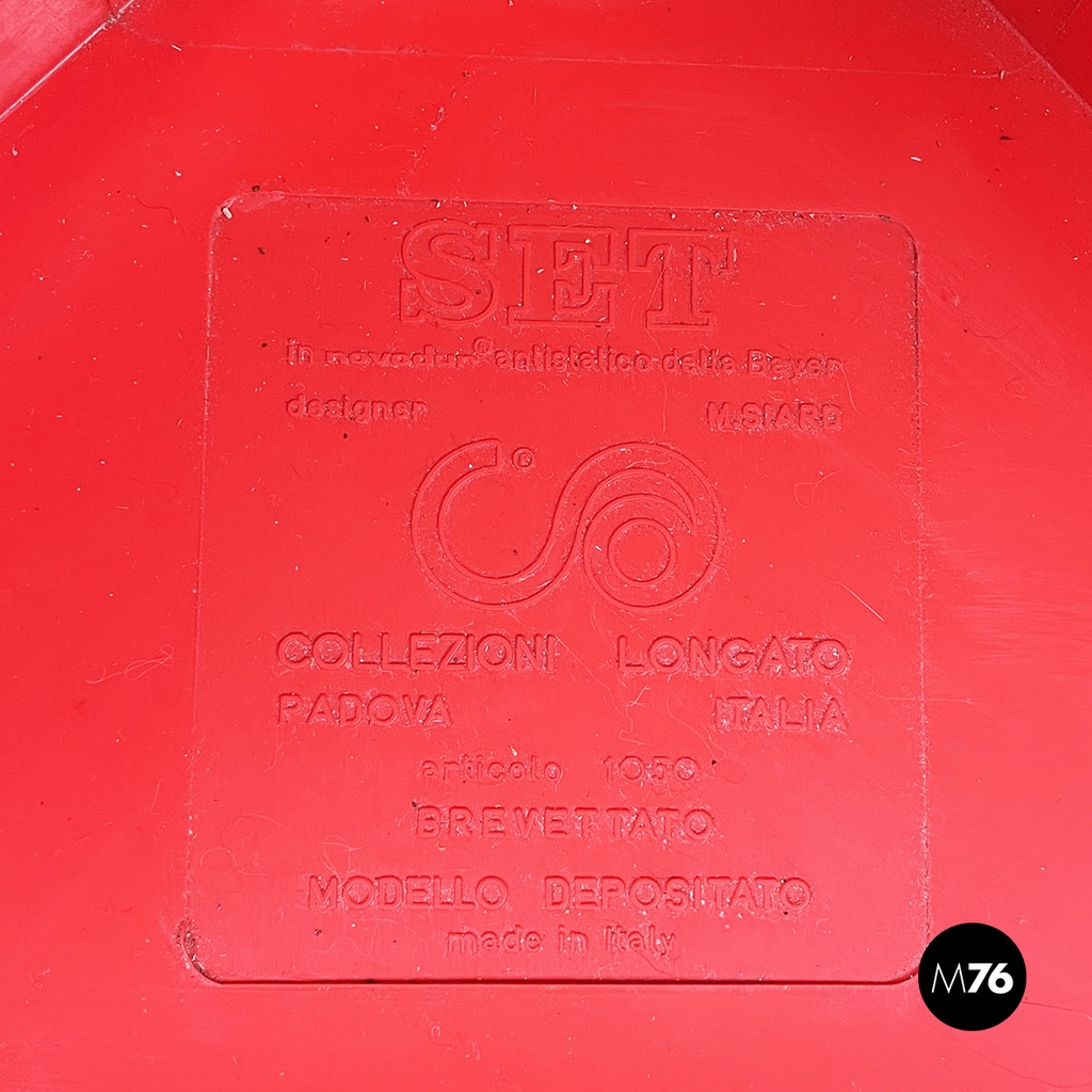Italian modern red plastic chairs 1050 by Marcello Siard for Longato, 1970s