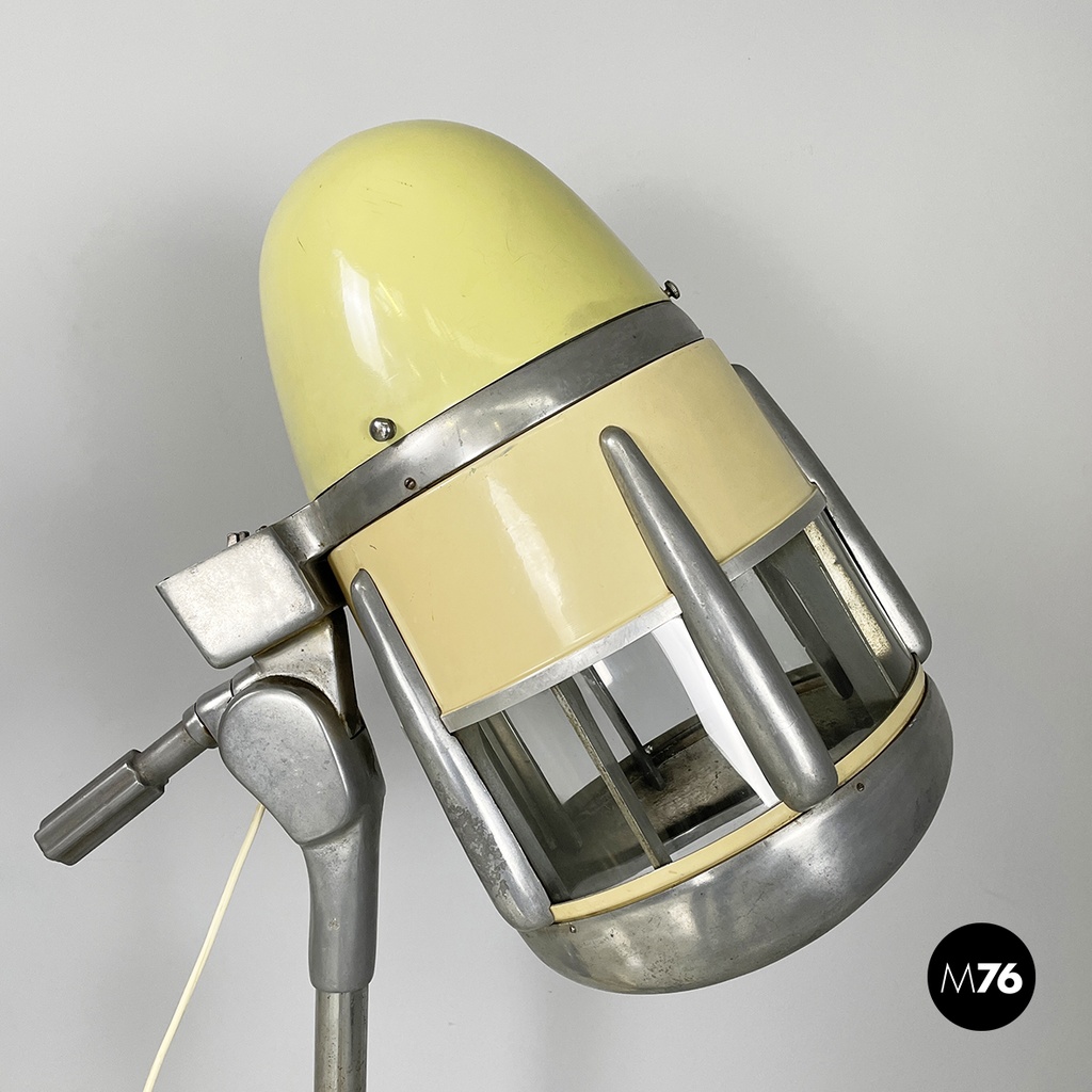 Italian mid-century modern Metal floor standing hairdressing helmet, 1950s