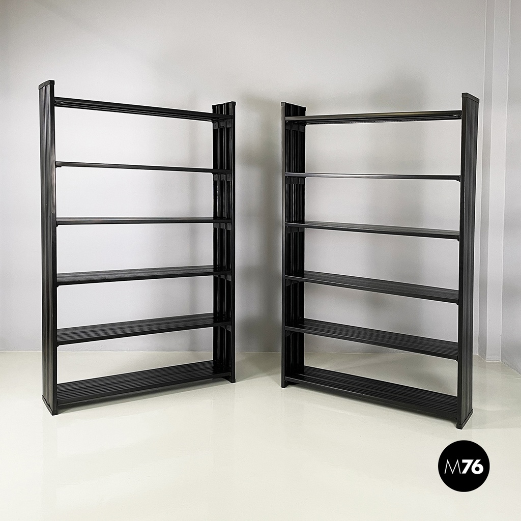 Italian modern Self-supporting bookcases in black plastic by Robots, 1990s
