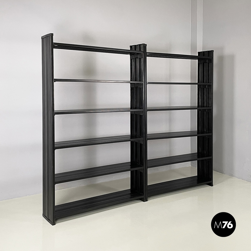 Italian modern Self-supporting bookcases in black plastic by Robots, 1990s