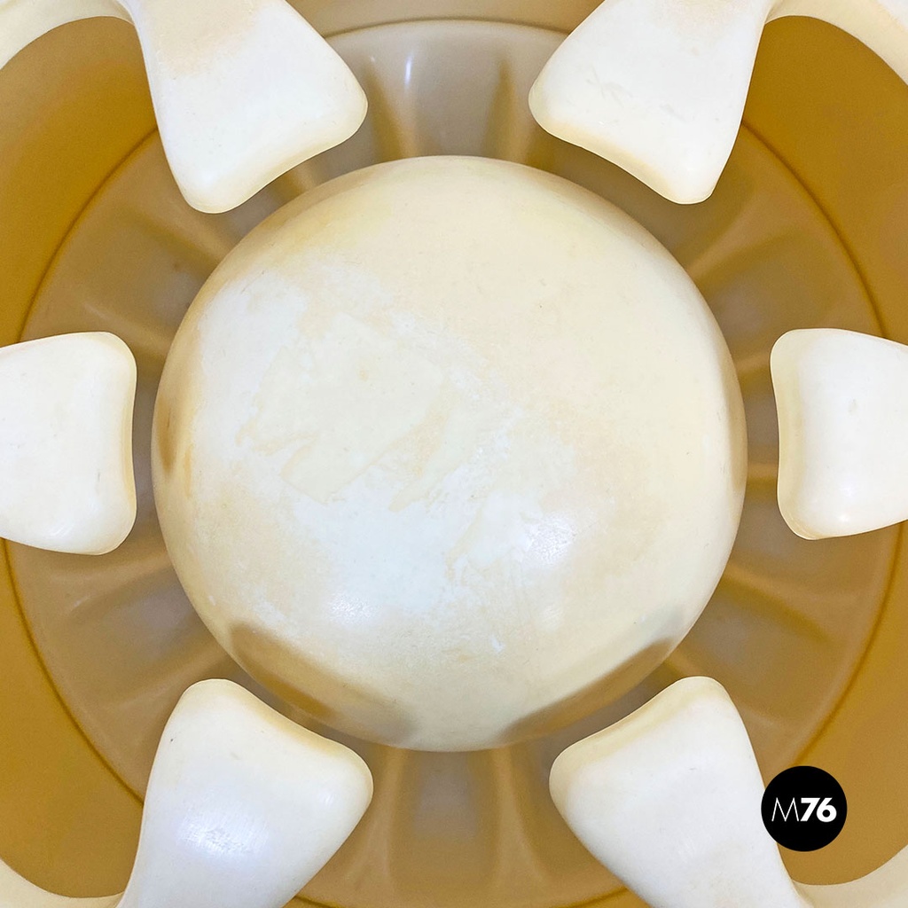 Portaombrelli in plastica gialla, 1970s