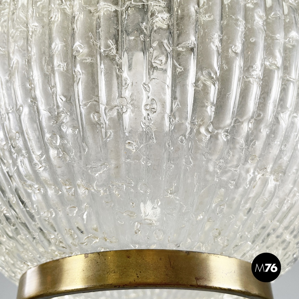 Italian mid-century modern Chandelier in molded glass, brass and metal, 1950s