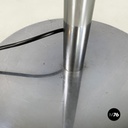 Lampada da terra in metallo e vetro opalino, 1970 ca.