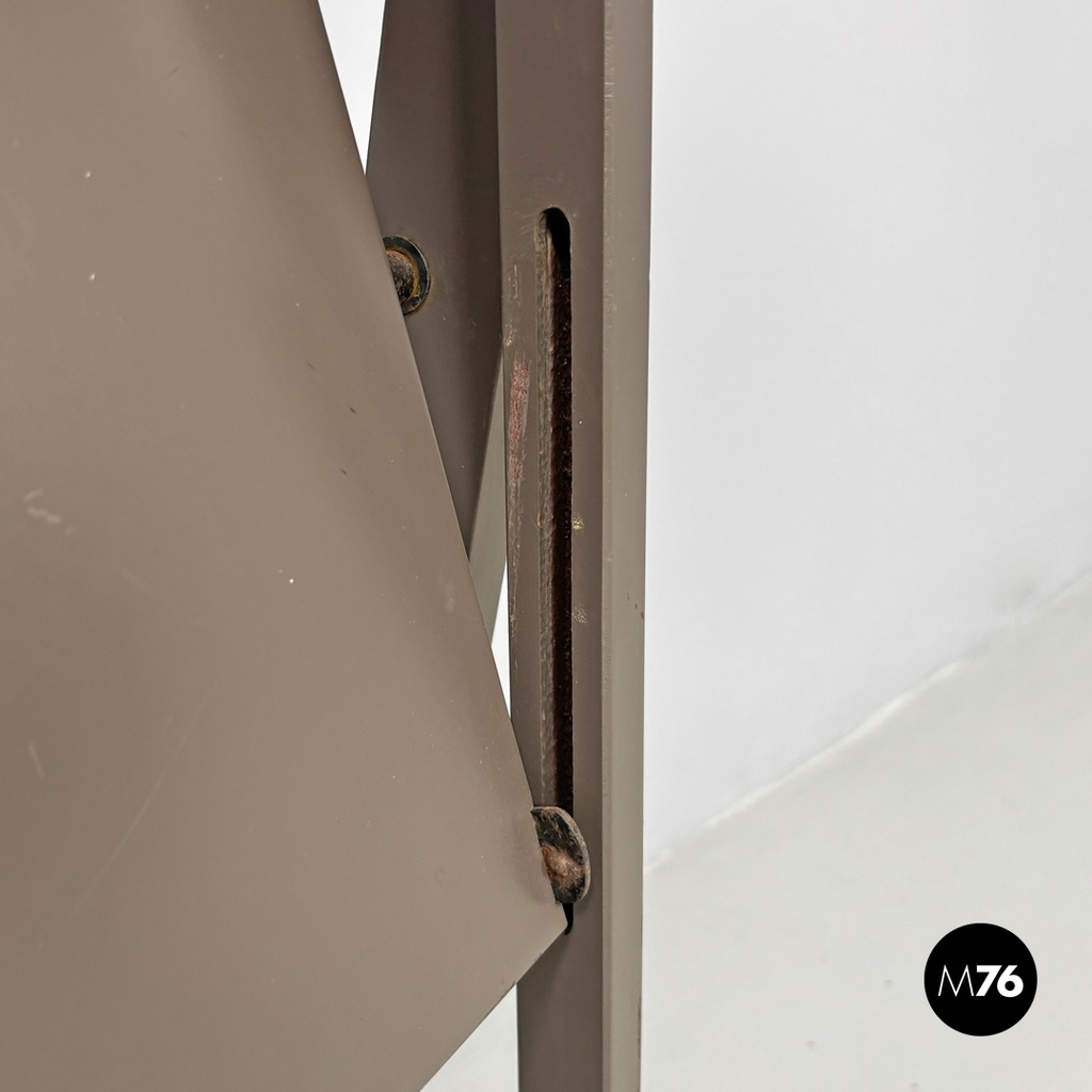 Italian mid-century modern brown folding chair Tric Castiglioni Bonacina, 1960s