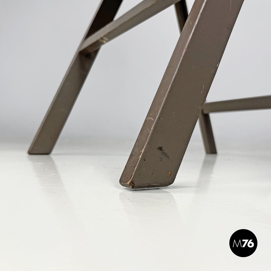 Italian mid-century modern brown folding chair Tric Castiglioni Bonacina, 1960s