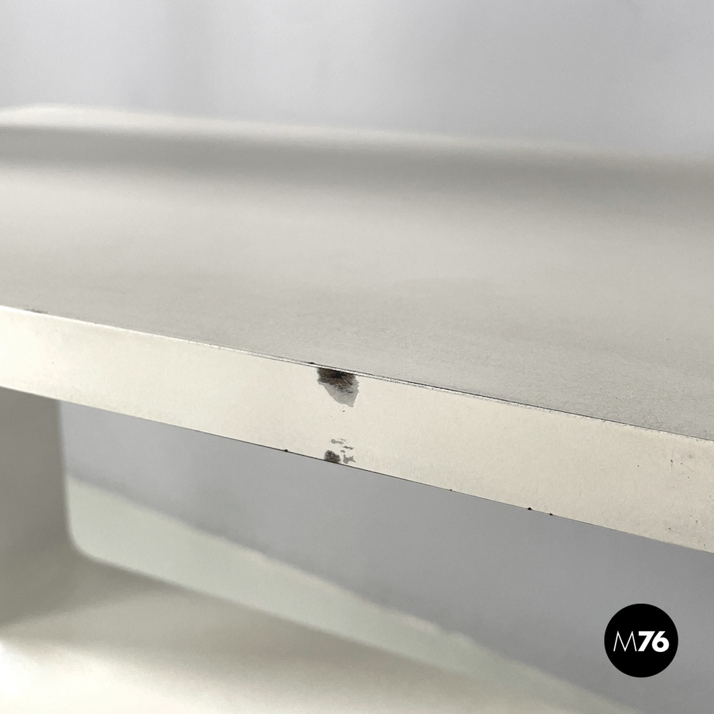 Italian post modern modular curved edges black and white wooden bookcase, 1980s