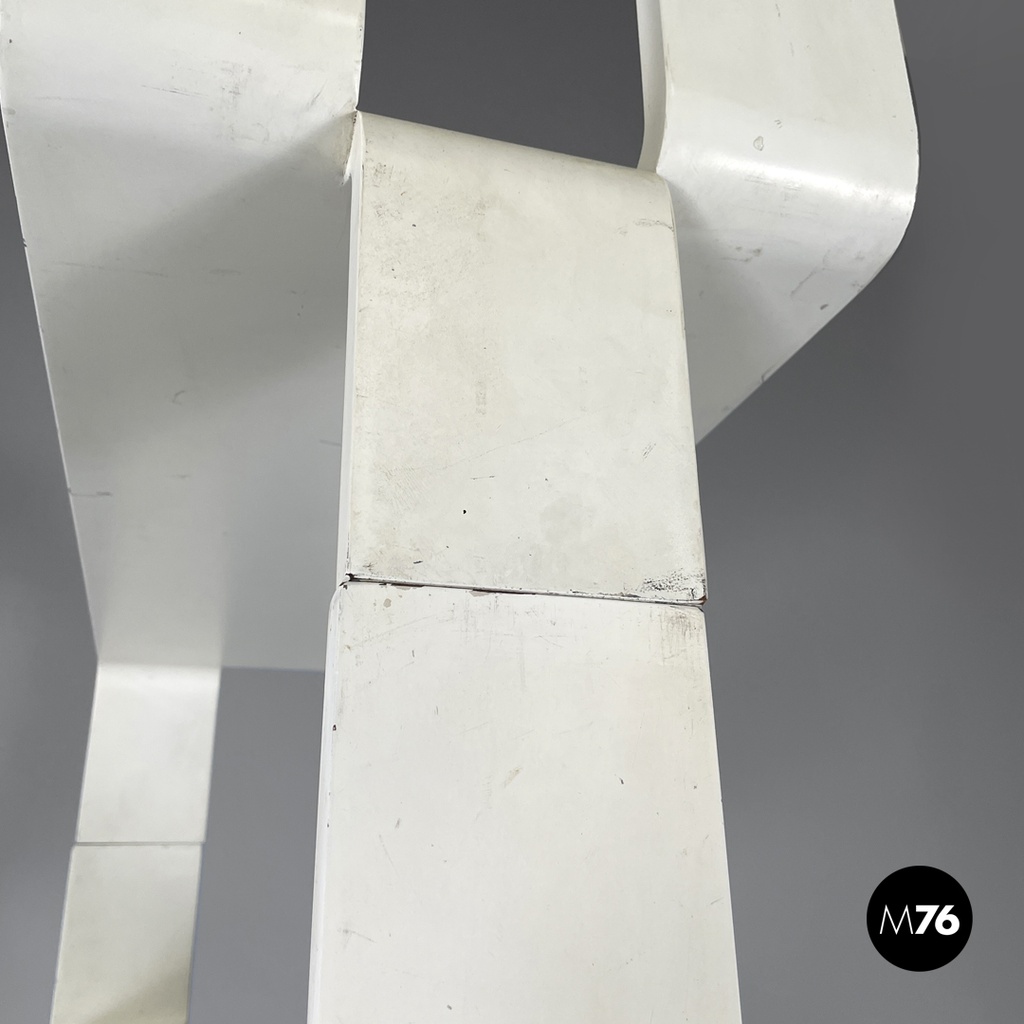 Italian post modern modular curved edges black and white wooden bookcase, 1980s