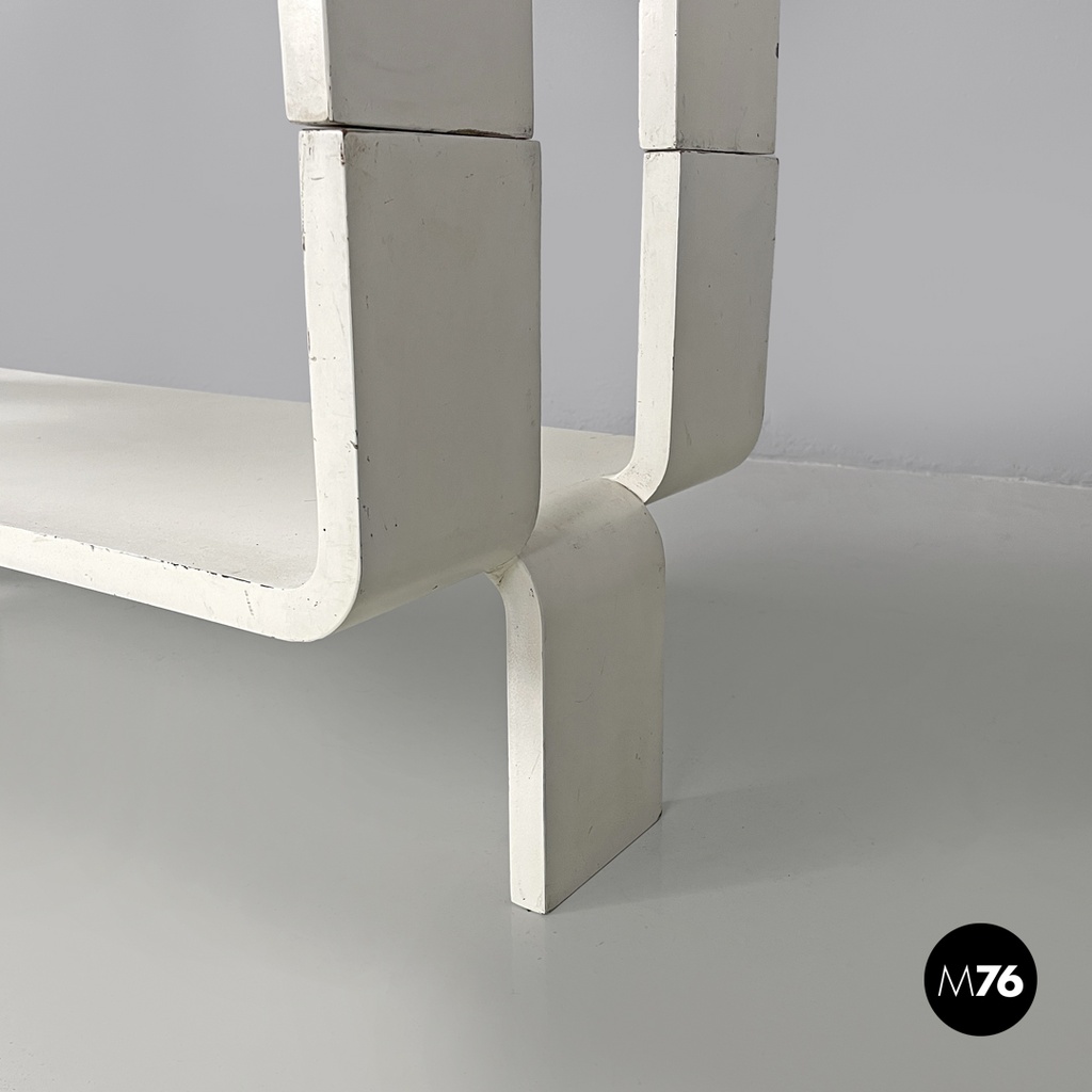 Italian post modern modular curved edges black and white wooden bookcase, 1980s