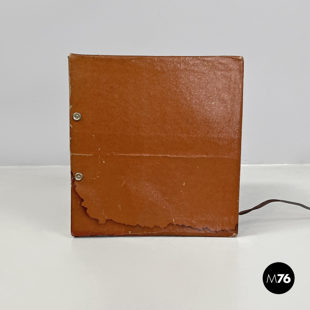 Scatola diorama con scena di celebrazione religiosa, 1950 ca.