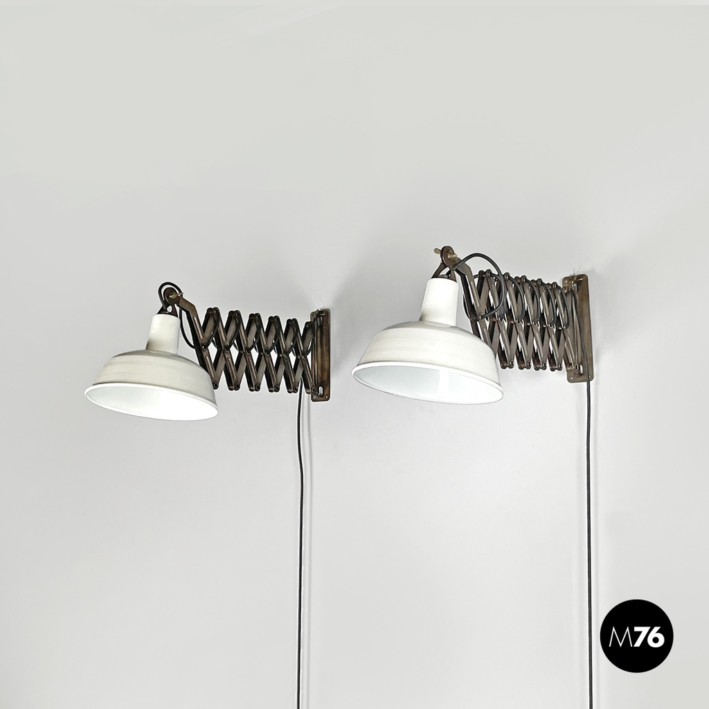 Italian mid-century modern pantograph wall lamps with white metal diffuser 1960s