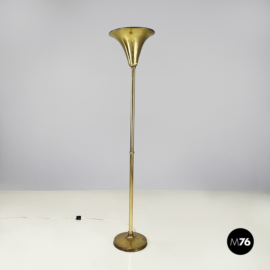 Lampada da terra in ottone, 1940 ca.